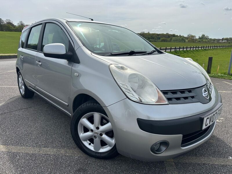 View NISSAN NOTE 1.6 16v SE 5dr