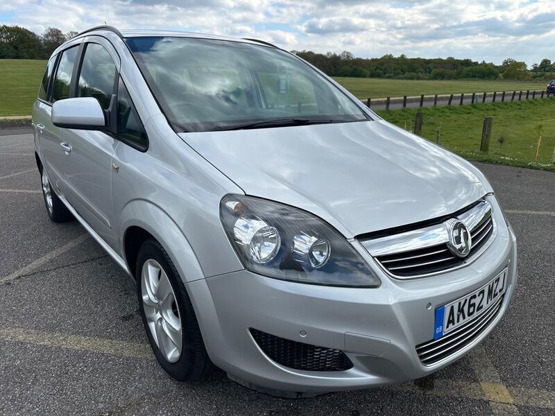 View VAUXHALL ZAFIRA 1.6 16V Exclusiv Euro 5 5dr