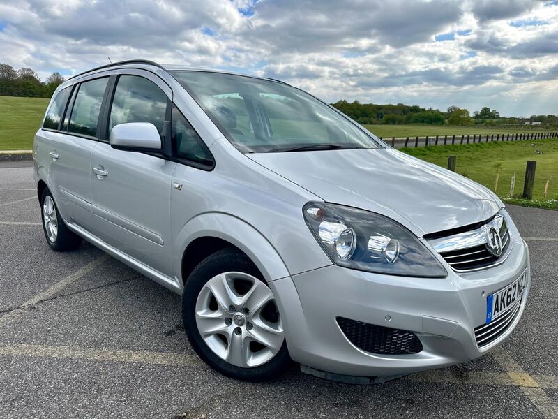 View VAUXHALL ZAFIRA 1.6 16V Exclusiv Euro 5 5dr