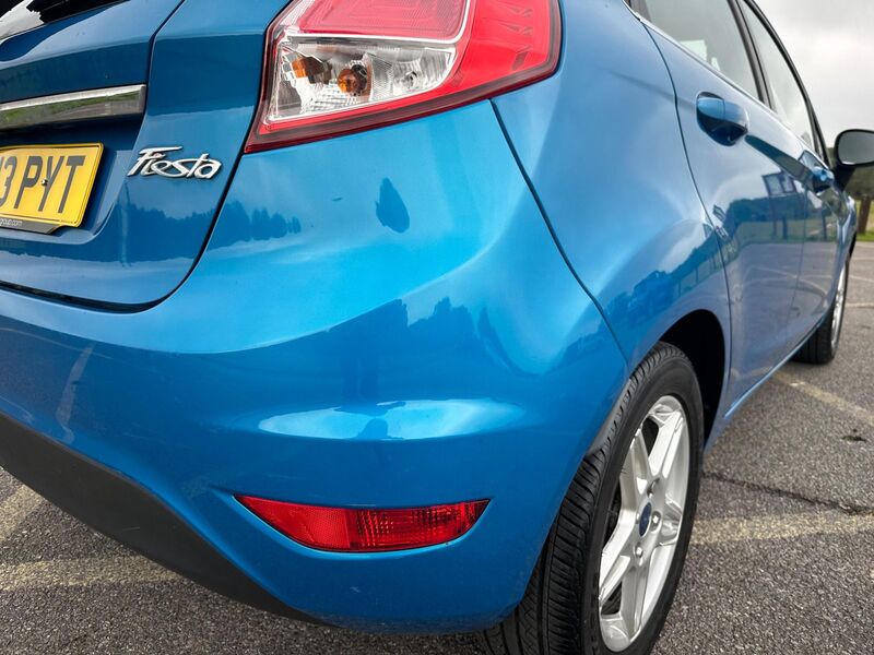 FORD FIESTA