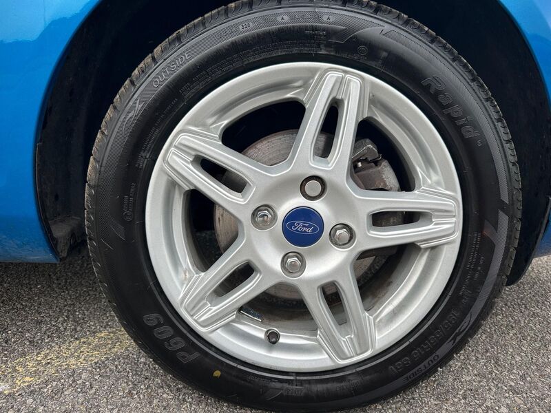 FORD FIESTA