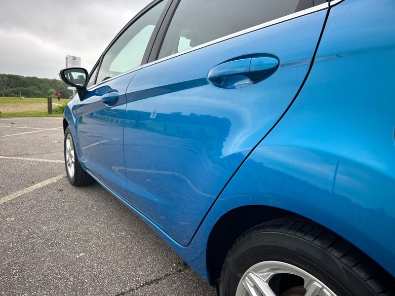 FORD FIESTA