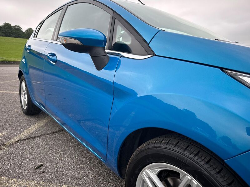 FORD FIESTA