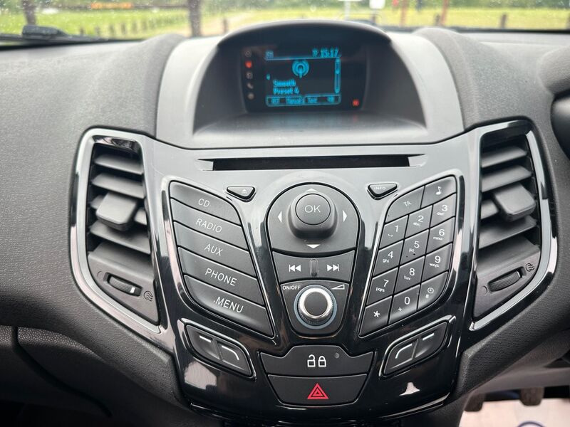 FORD FIESTA