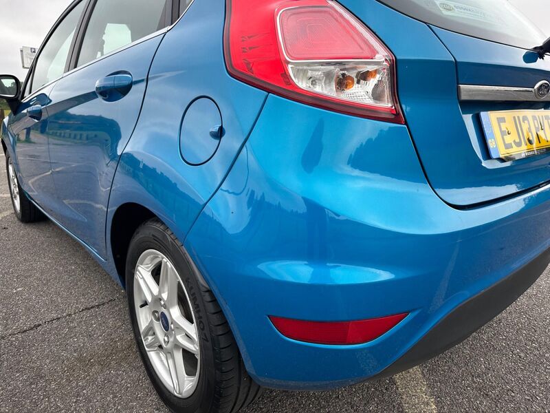 FORD FIESTA