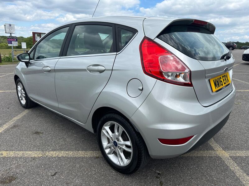 FORD FIESTA