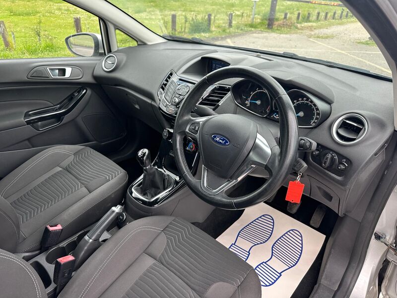 FORD FIESTA