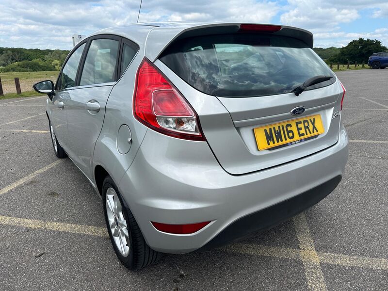 FORD FIESTA