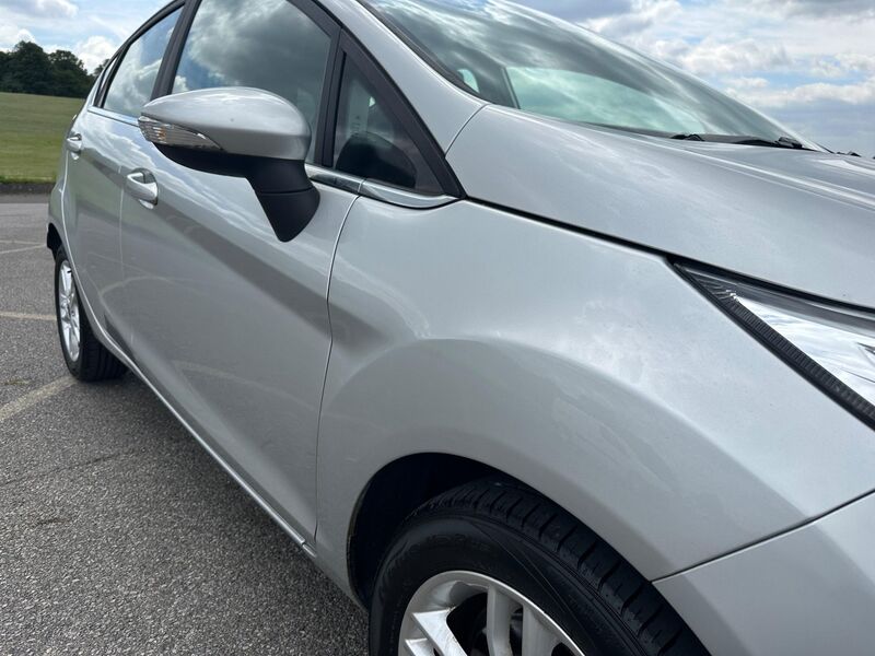 FORD FIESTA