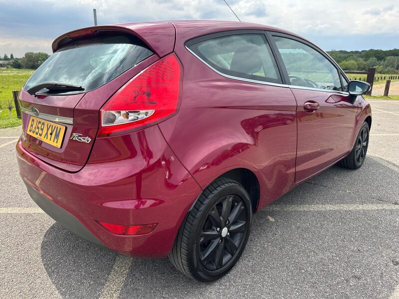 FORD FIESTA