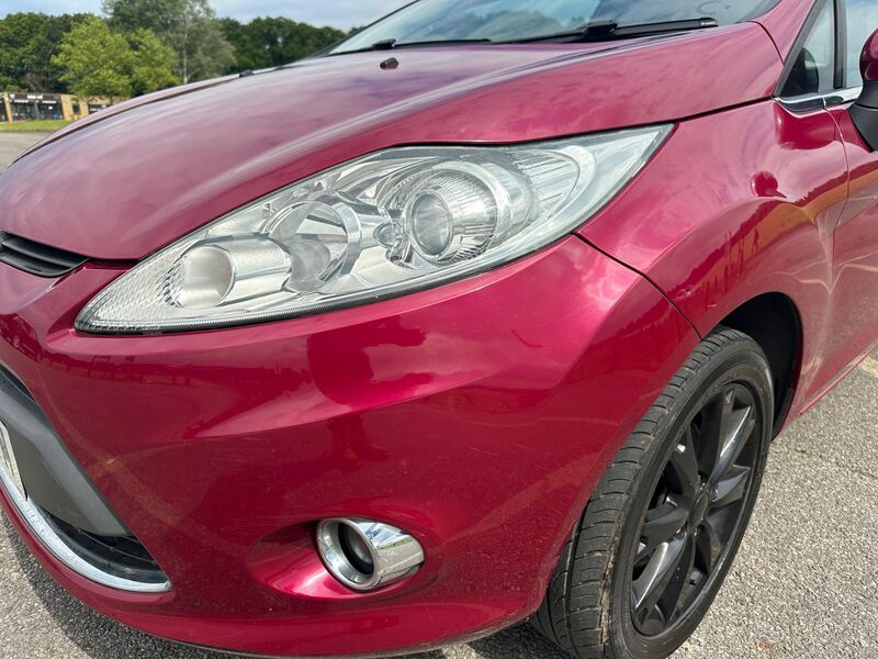 FORD FIESTA
