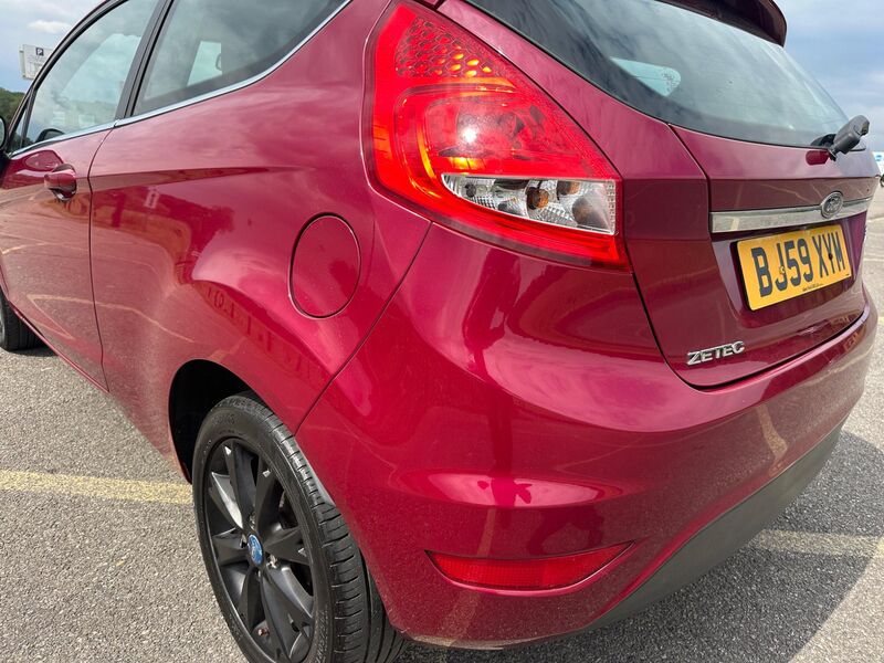 FORD FIESTA