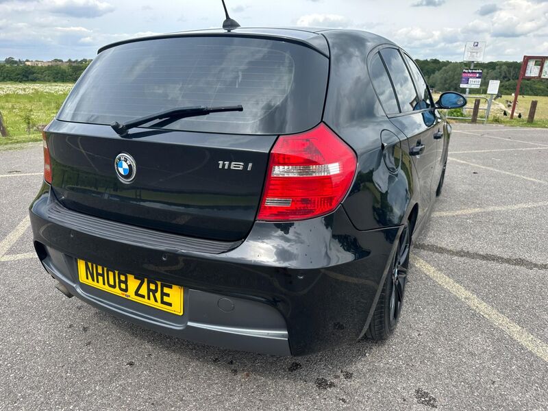 BMW 1 SERIES