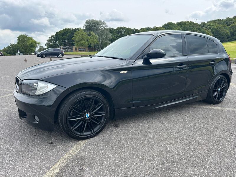 BMW 1 SERIES