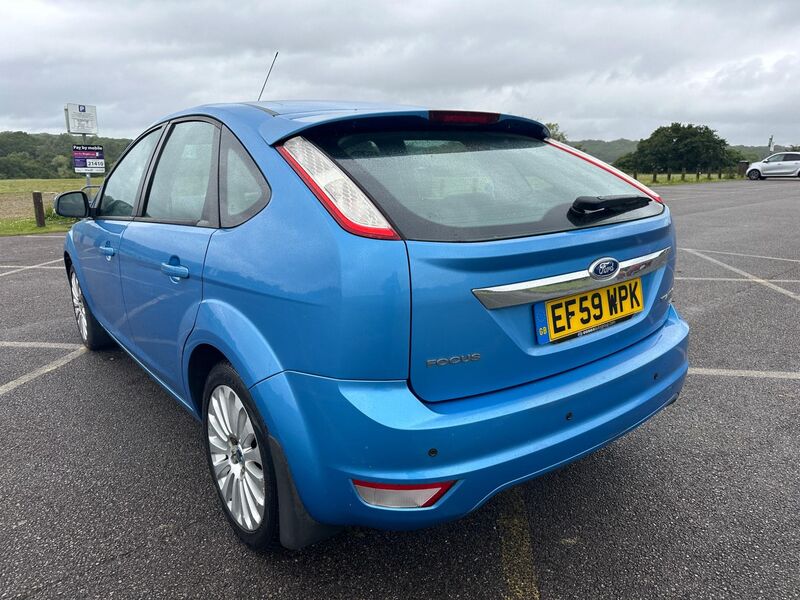FORD FOCUS
