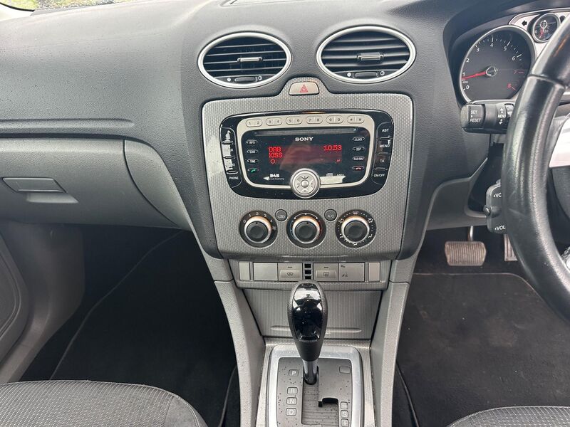 FORD FOCUS