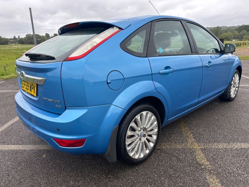 FORD FOCUS