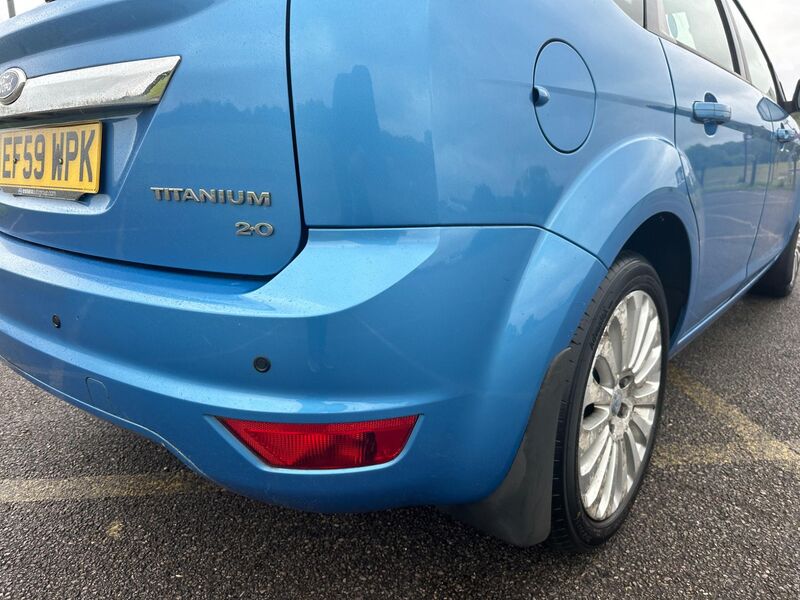 FORD FOCUS