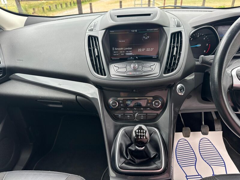 FORD KUGA