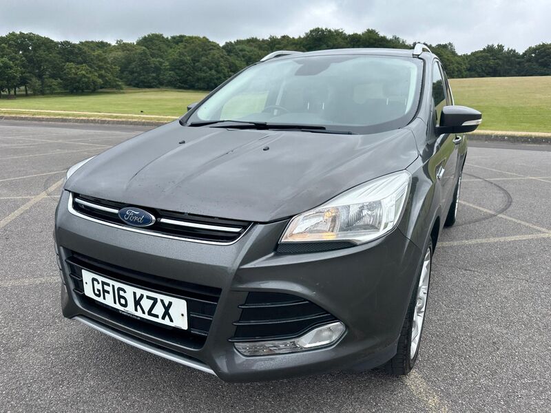 FORD KUGA