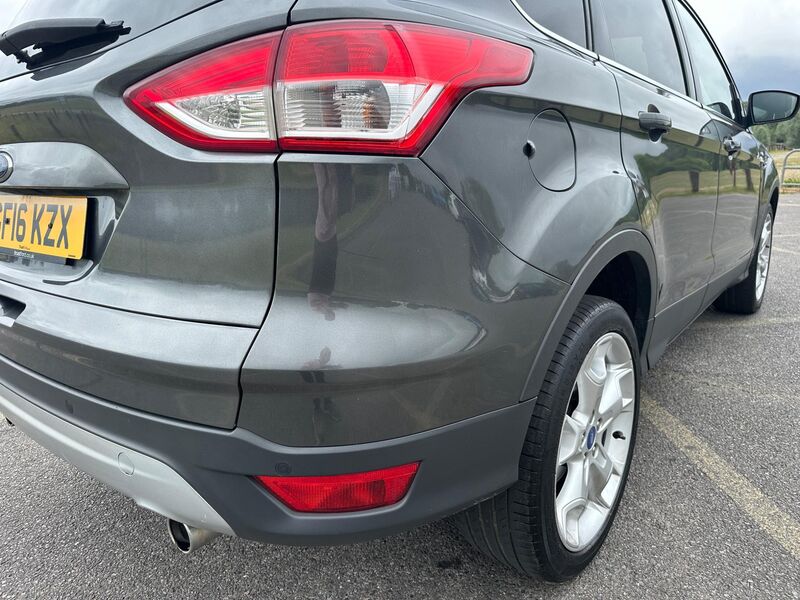 FORD KUGA