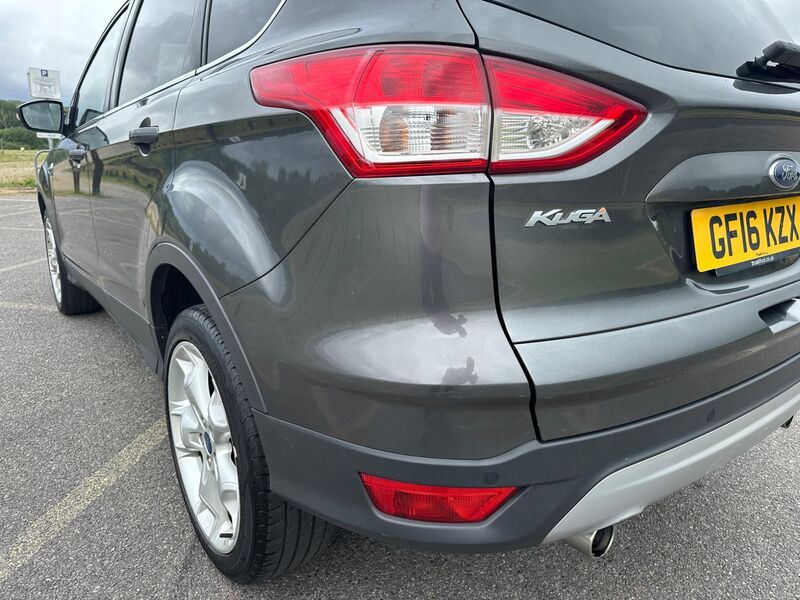 FORD KUGA