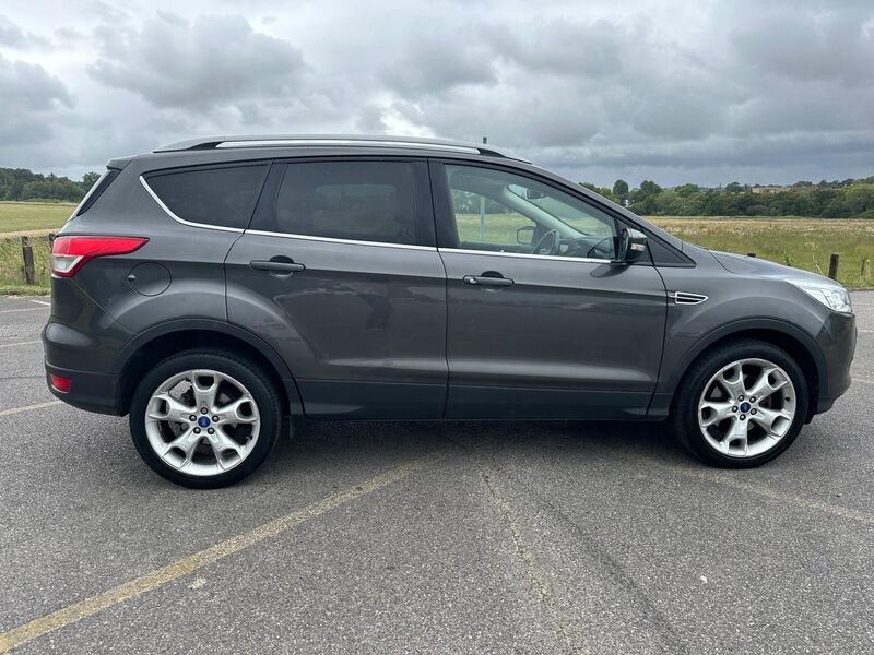 FORD KUGA