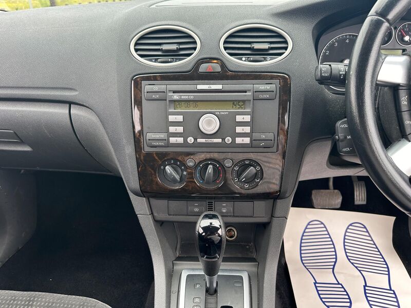 FORD FOCUS