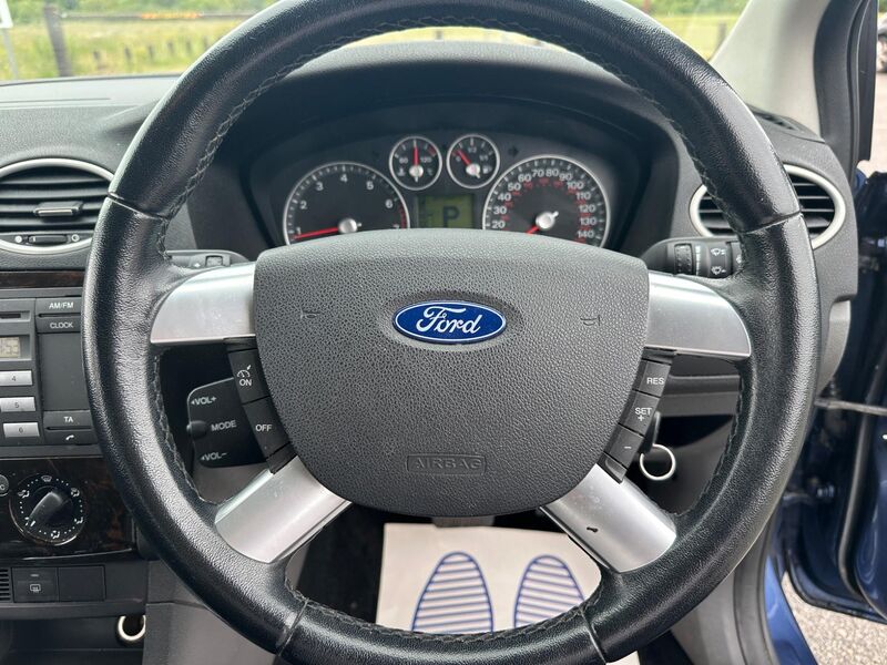FORD FOCUS