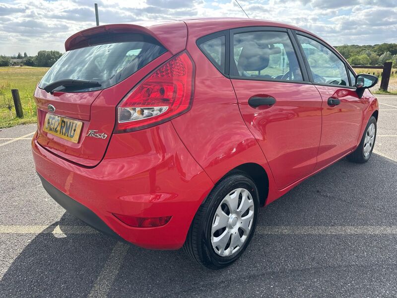 FORD FIESTA