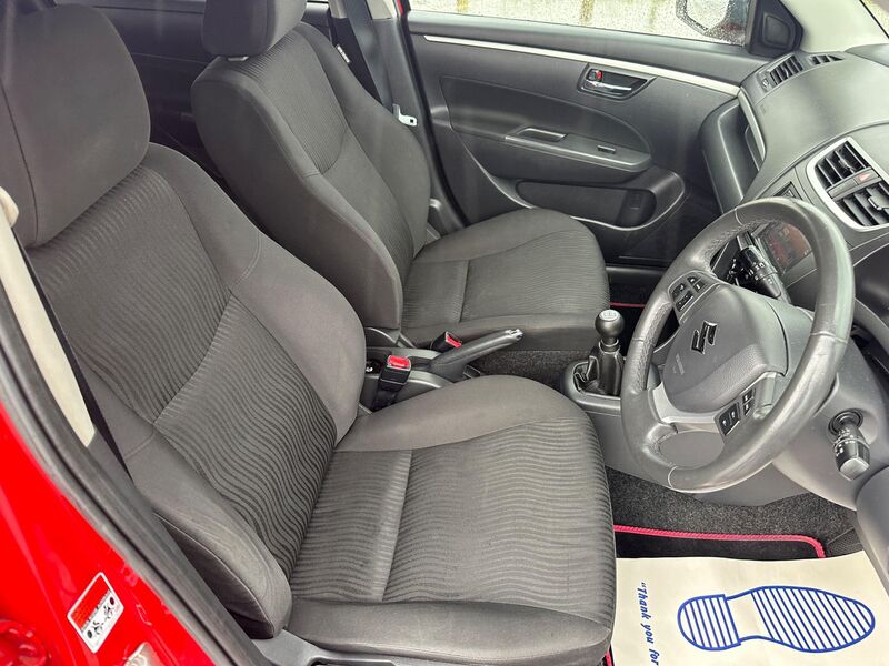 SUZUKI SWIFT