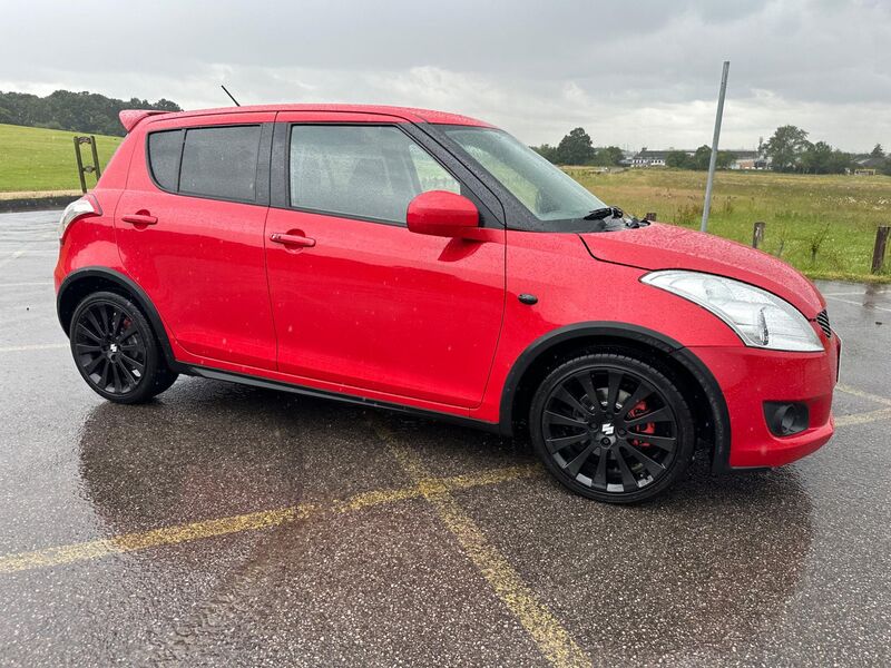 SUZUKI SWIFT