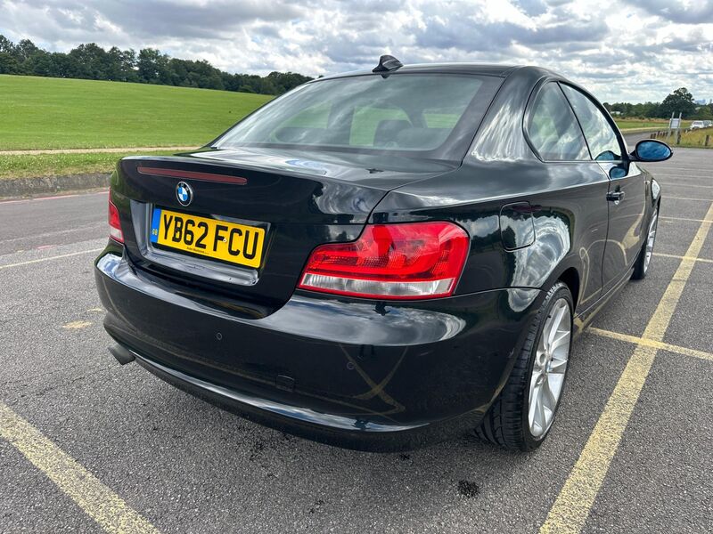 BMW 1 SERIES