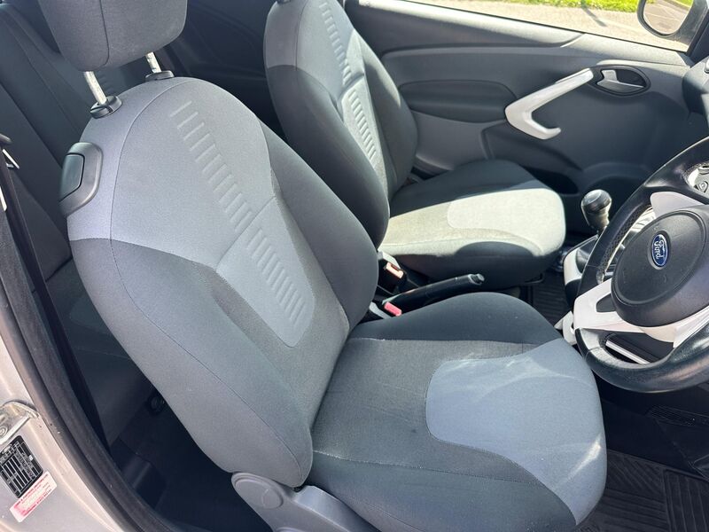 FORD KA