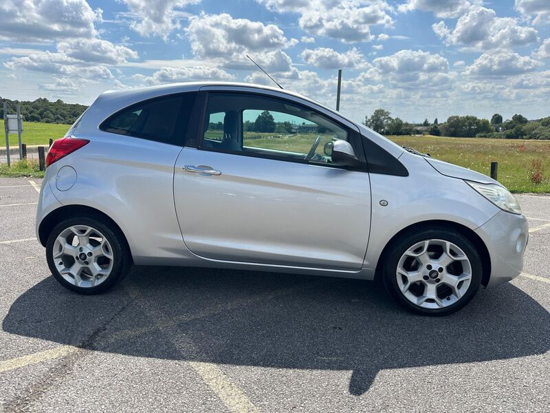 FORD KA