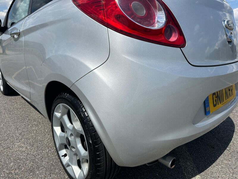FORD KA