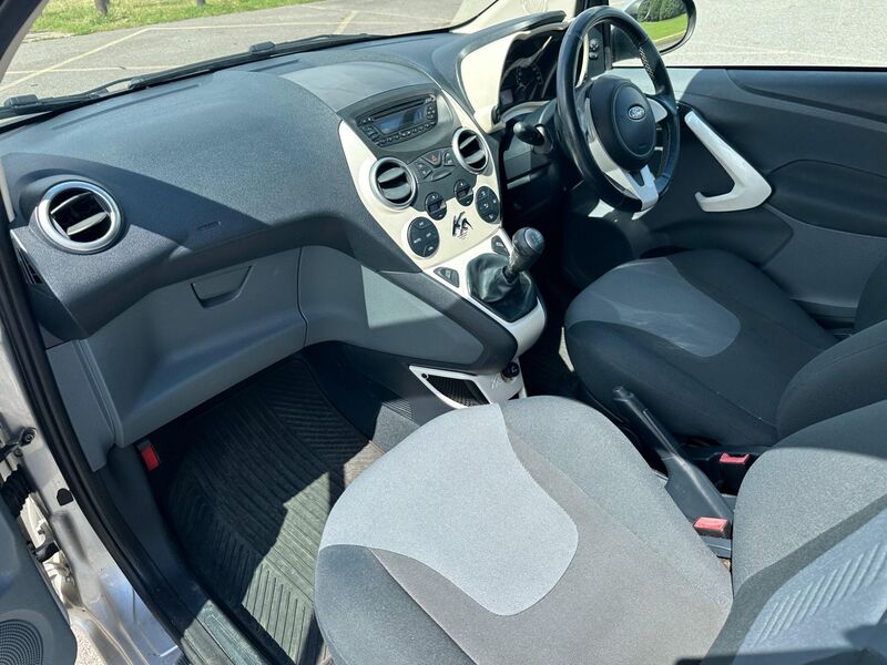 FORD KA