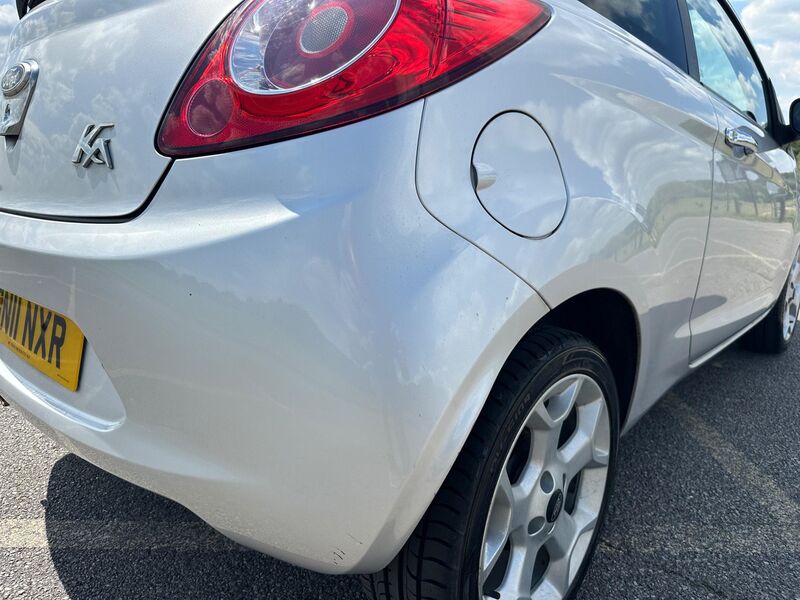 FORD KA