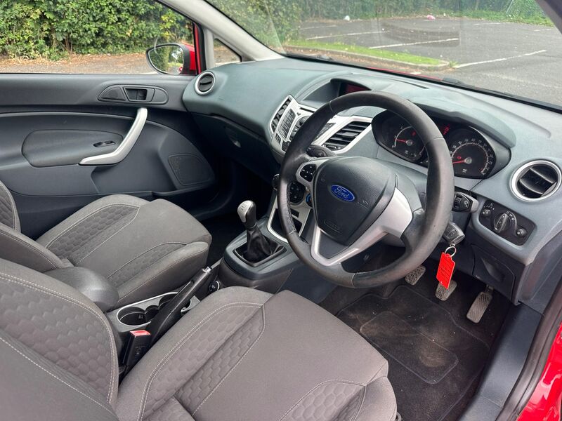 FORD FIESTA