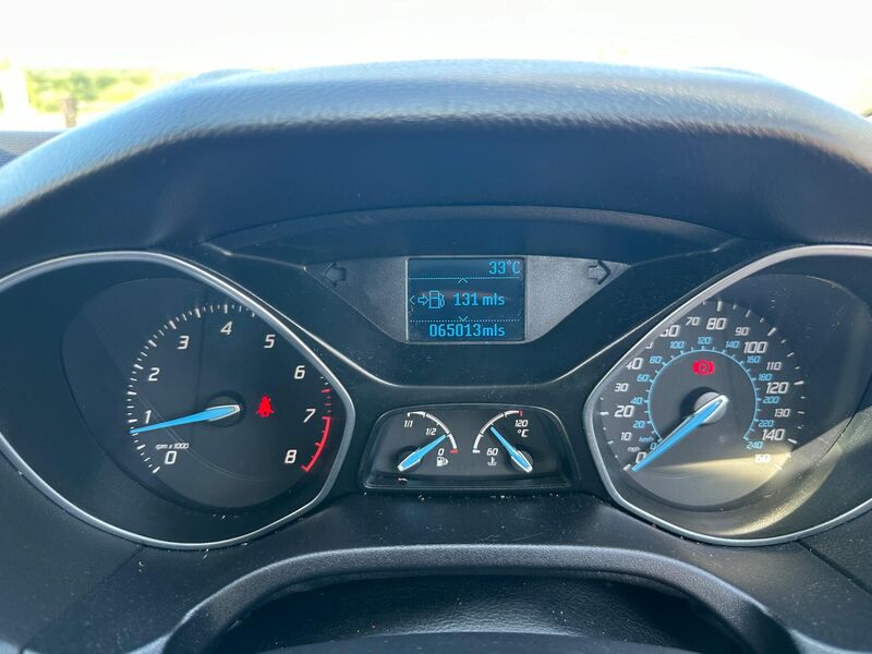 FORD FOCUS