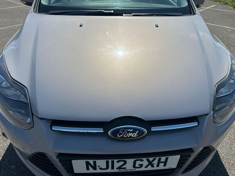 FORD FOCUS
