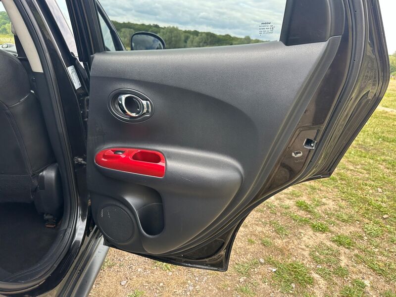 NISSAN JUKE