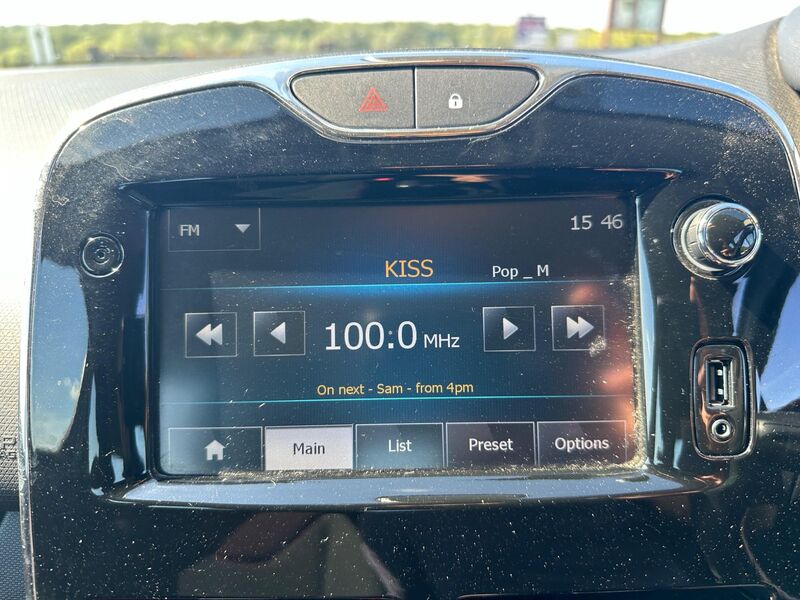 RENAULT CLIO