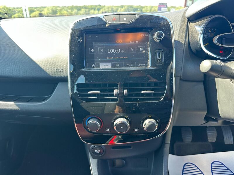 RENAULT CLIO