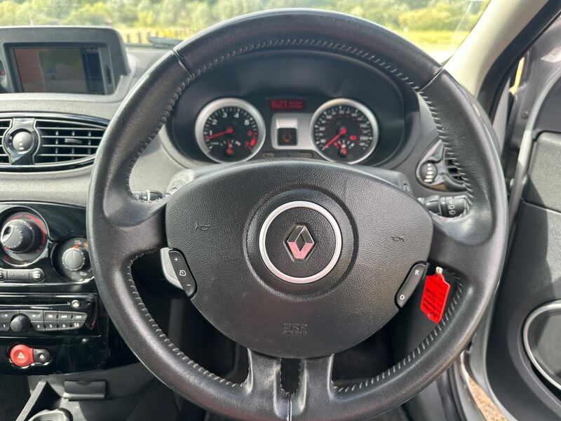 RENAULT CLIO