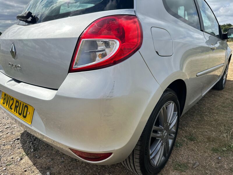 RENAULT CLIO