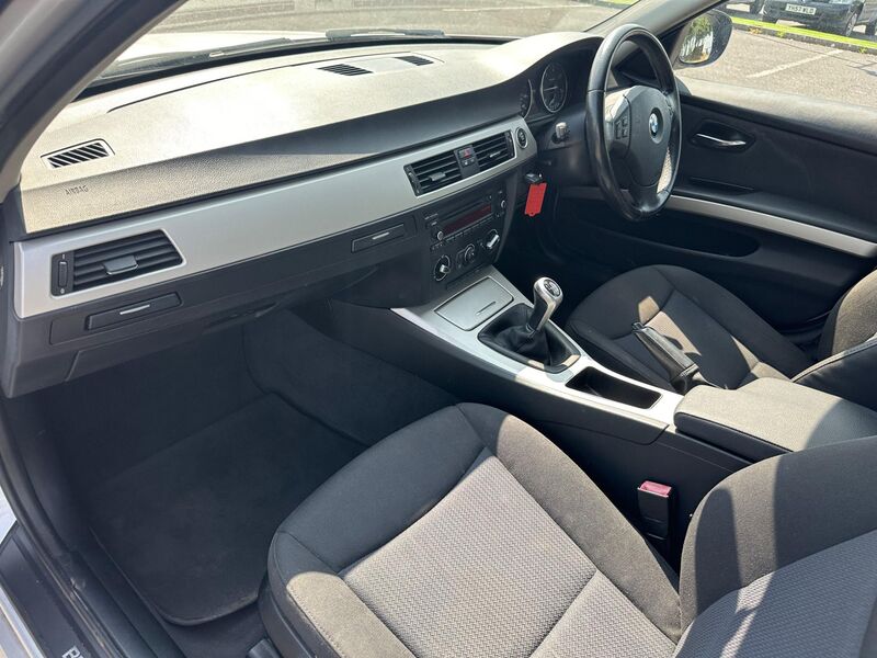 BMW 3 SERIES