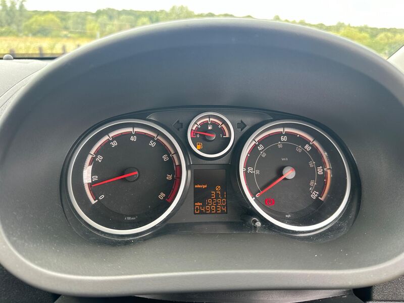 VAUXHALL CORSA
