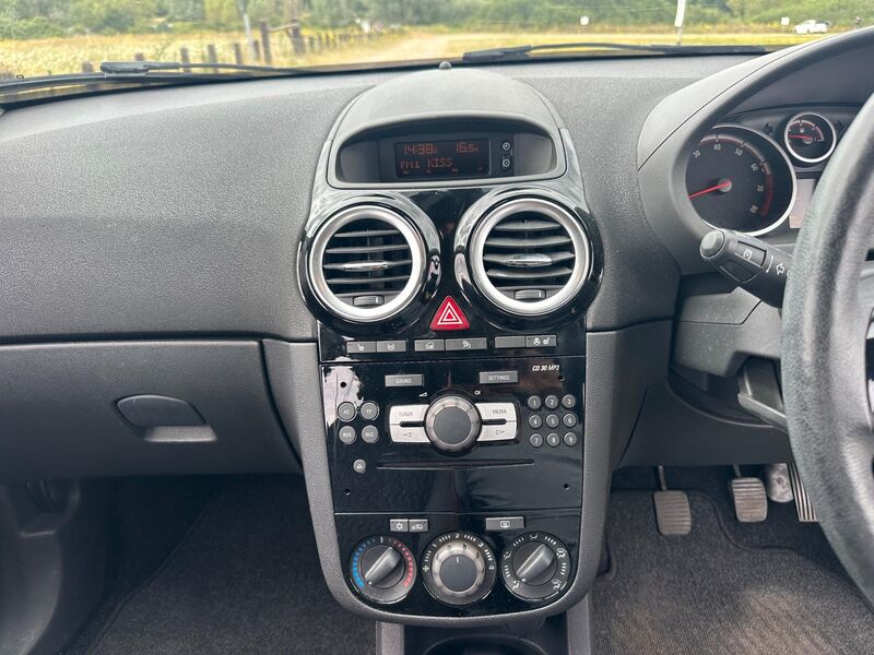 VAUXHALL CORSA