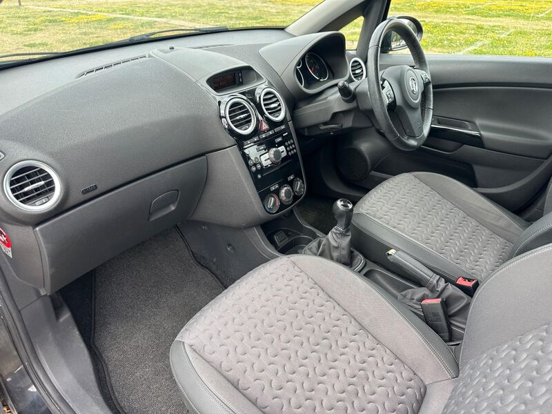 VAUXHALL CORSA
